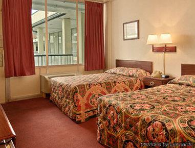 Western Inn Downtown Erie Habitación foto
